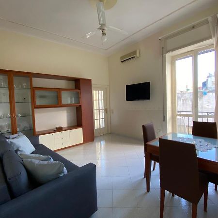 Avolina'S Apartment Naples Exterior photo